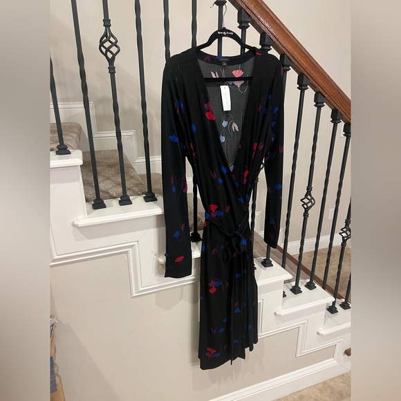 NWT Ann Taylor Black Wrap Dress with Floral Accents - Picture 9 of 15